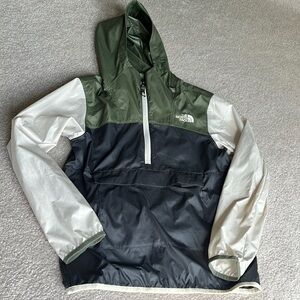 EUC the north face windbreaker sz 10/12